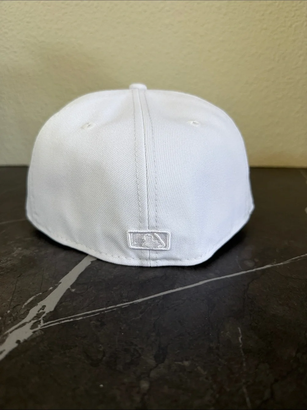 White LA Dodgers Baseball Cap - Classic Team Logo